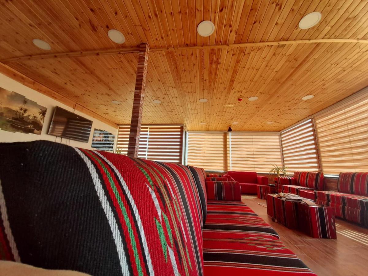 Petra Cabin Dorms Hostel Wadi Musa Exteriör bild